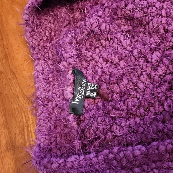 IVY BEAU fuzzy purple sweater - Picture 4 of 9